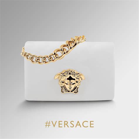 carteras versace precios|Carteras y monederos de Versace para mujer .